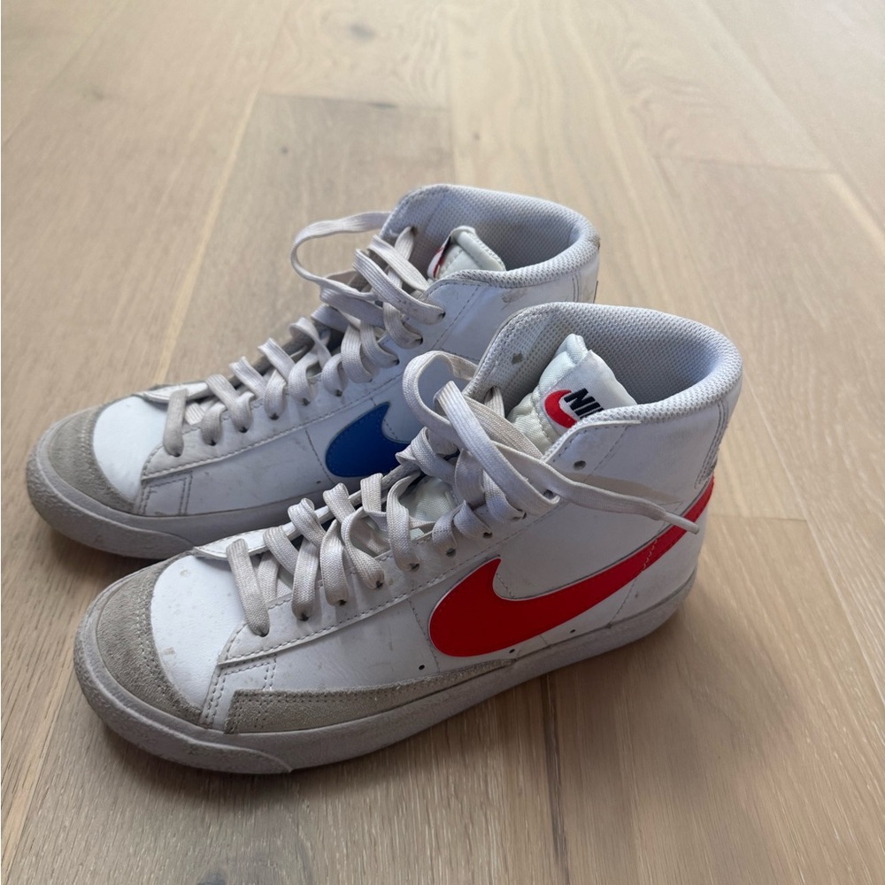 Nike Court Sneakers